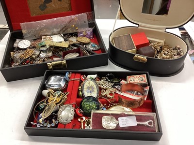 Lot 1097 - Collection of costume jewellery, watches and sundries