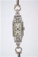 Lot 854 - Art Deco ladies' diamond and platinum 'Tegra'...