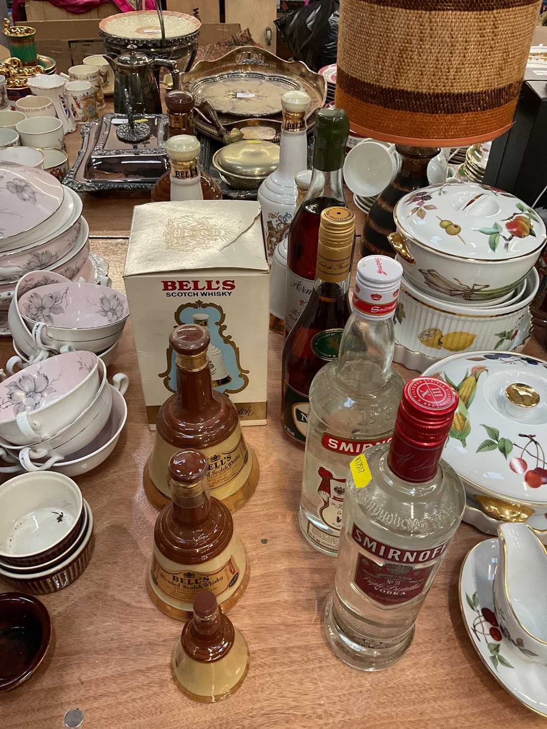 Lot 422 - Group of Bells whisky bells, two bottles of