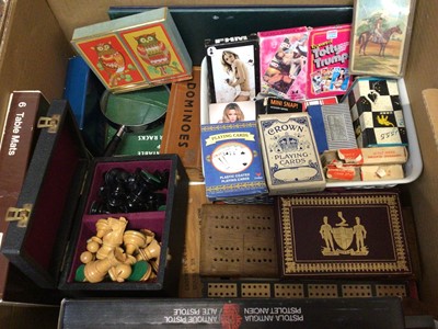 Lot 318 - Collection of vintage and later playing cards, chess, dominoes, other games etc (1 box)