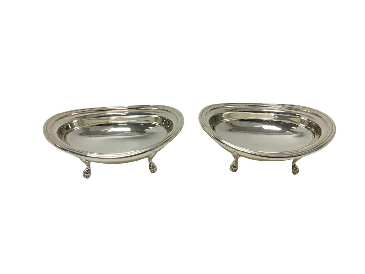 Lot 266 - Pair of Italian white metal oval dishes, marked 800