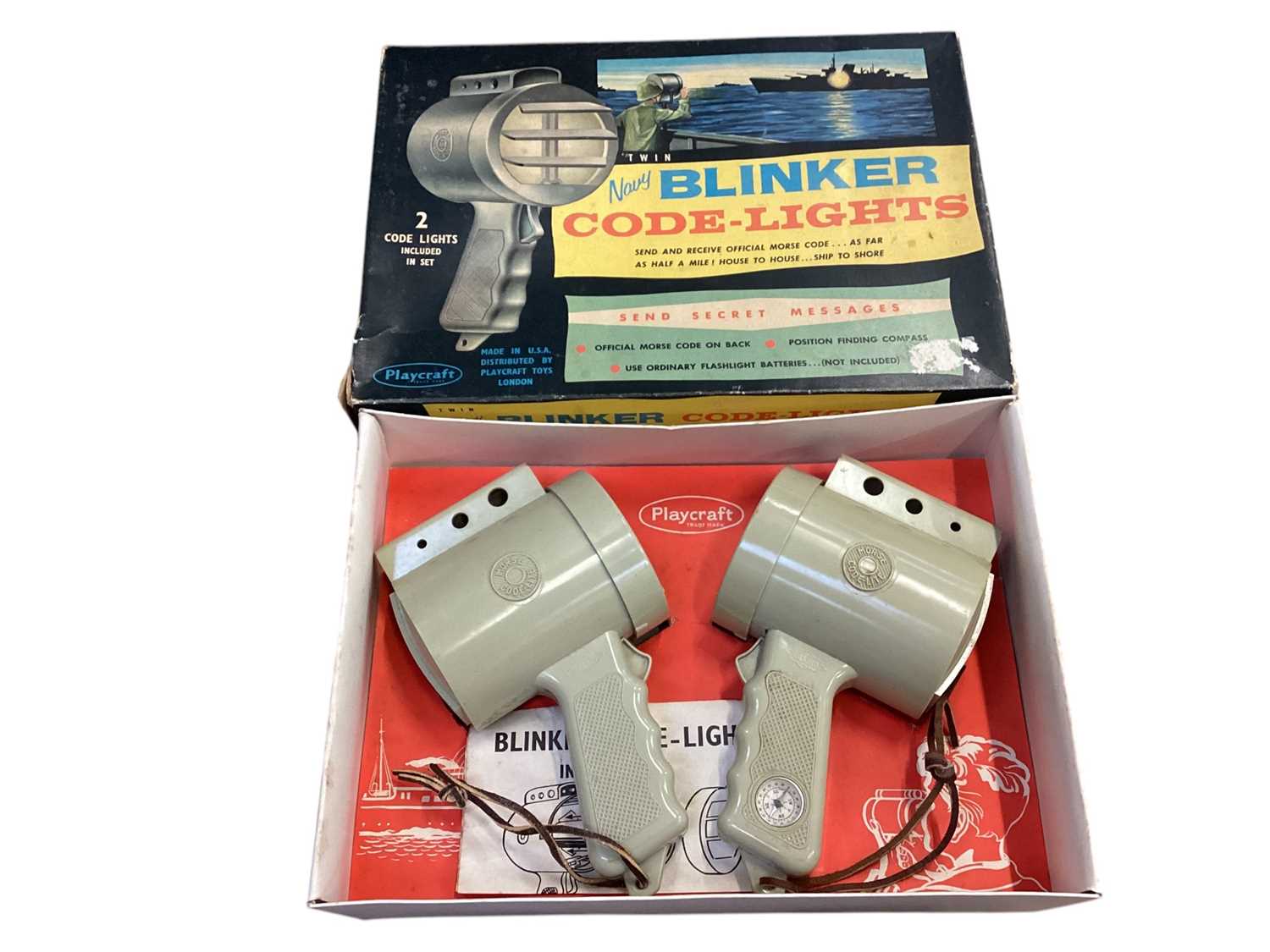 Lot 698 - Play raft Twin Navy Blinker, boxed No.7230, Star Wars Return of the Jedi jigsaw puzzle and junior projectors
