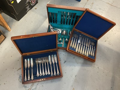 Lot 420 - Two sets of silver plated fish cutlery together with a canteen of stainless steel Arthur Price cutlery (3).