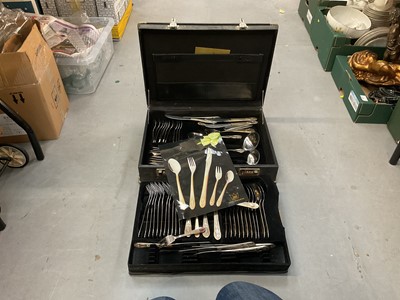 Lot 435 - Canteen of German cutlery by SBS of Solingen