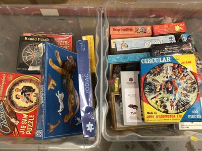 Lot 351 - Quantity of vintage and later puzzles (2 boxes)