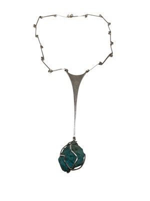 Lot 11 - Peruvian silver (925) and raw turquoise abstract modernist pendant necklace and similar ring