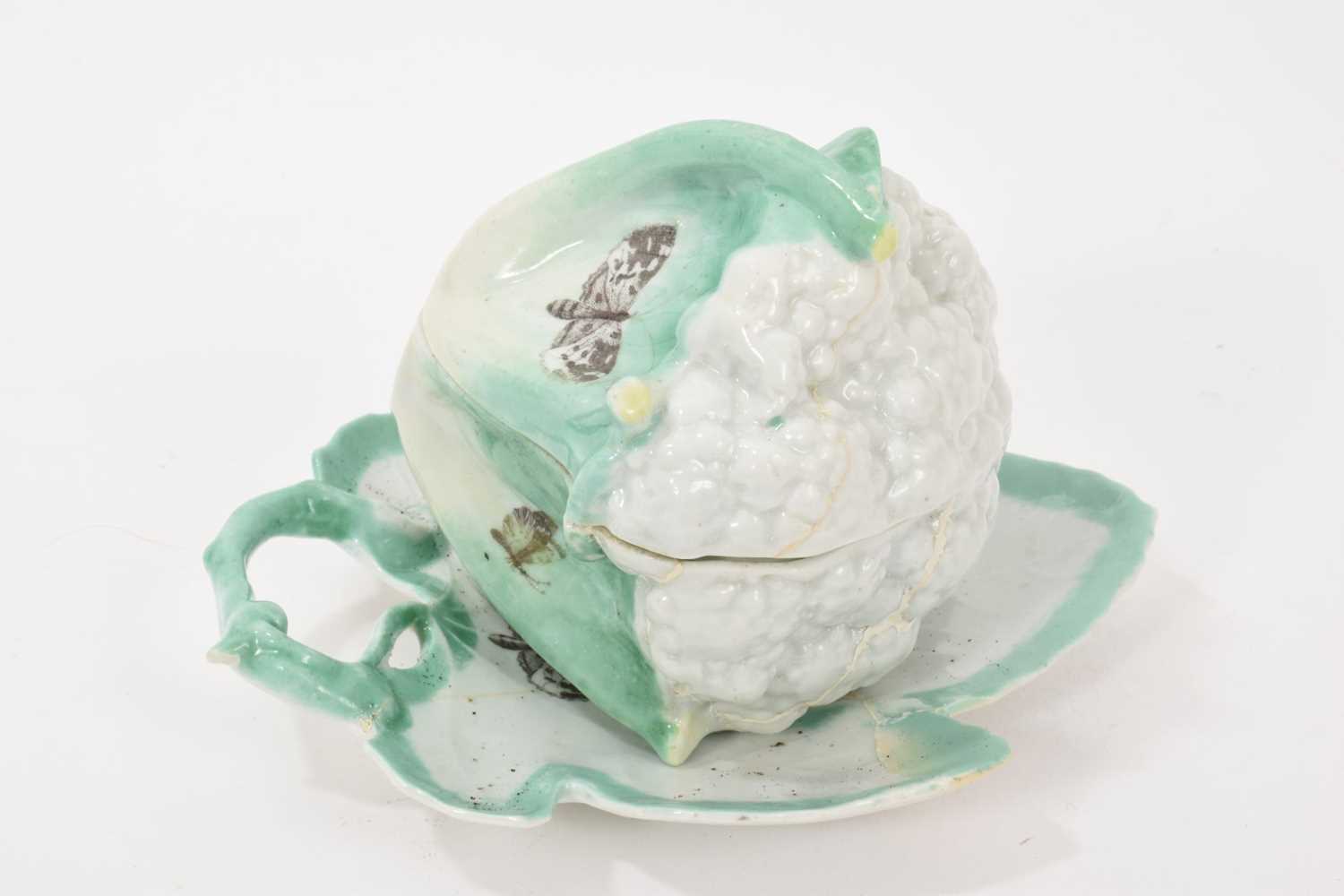 Lot 170 - Rare Worcester cauliflower shaped tureen,