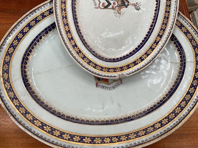 Lot 9 - Service of Chinese armorial porcelain