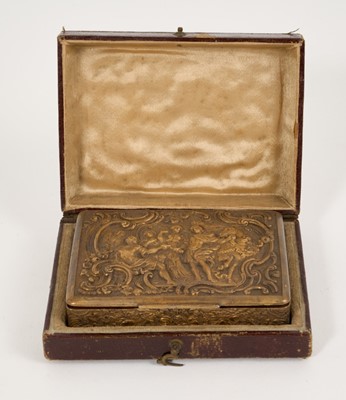 Lot 813 - Fine late 18th / early 19th century continental silver gilt snuff box
