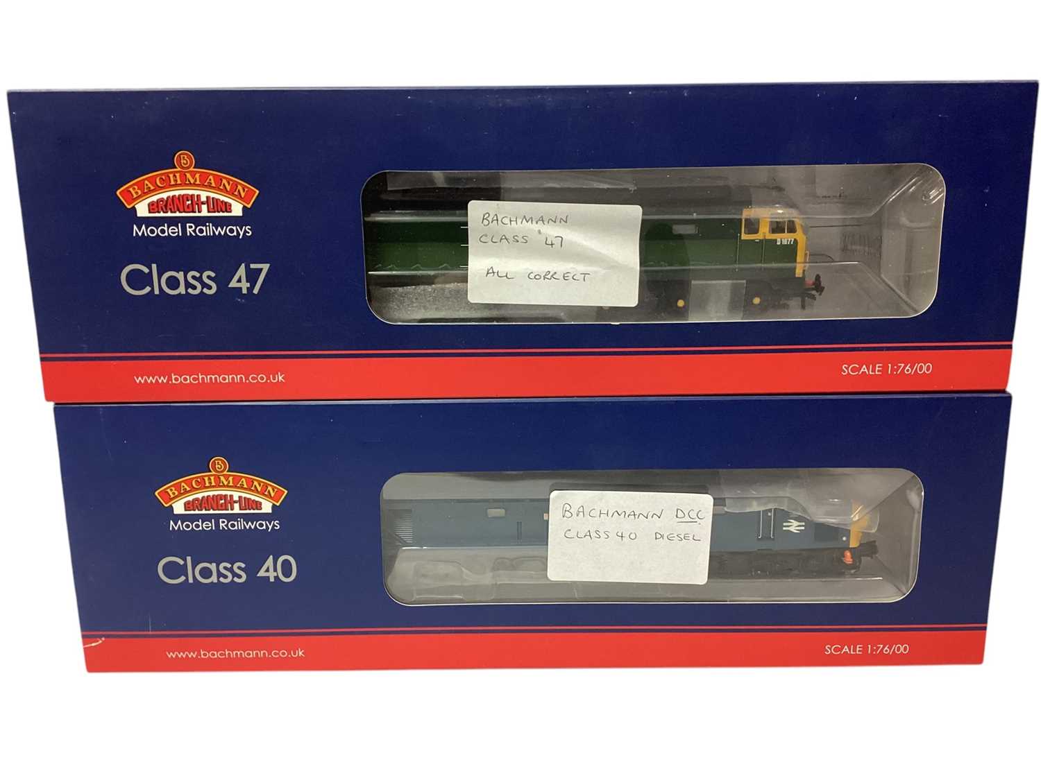 Lot 1821 - Bachmann OO Gauge BR Two Tone Green Class 47 Diesel "Thor " D1677, Boxed No. 31-656DC, BR Blue Class 40 Diesel 40141, Boxed No. 32-475DC, BR Green Class 55 Deltic Diesel "The King's Own Yorkshir...