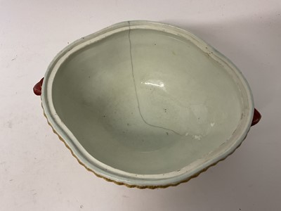 Lot 31 - A rare Worcester tureen and cover, circa 1770, painted in the Pavilion pattern, with naturalistic handles, 29cm wide including handles