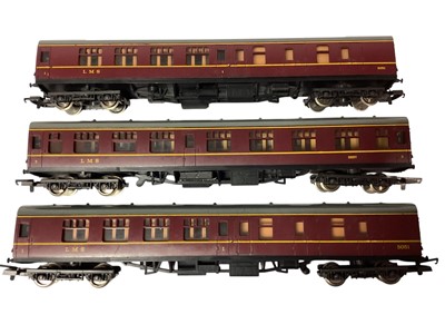 Lot 1827 - Railway OO Gauge loose LMS Parcel Van & Two Dining Cars, Five Brake Coaches/Vans and Five Maroon Coaches (13)