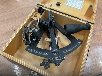 Lot 419 - Modern sextant by Heath in case.