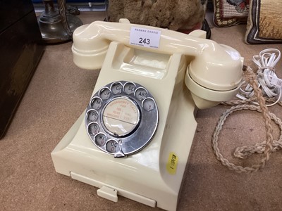 Lot 243 - Vintage cream bakelite telephone