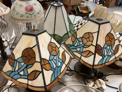 Lot 329 - Collection of Tiffany style table lamps and shades