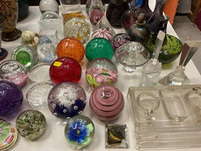 Lot 323 - Collection of arts glass paperweights, vases, perfume bottles etc including Mdina and Caithness