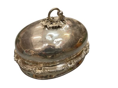 Lot 453 - George IV silver plated meat cover with 99th Lanarkshire Regiment engraved badge and thistle handle