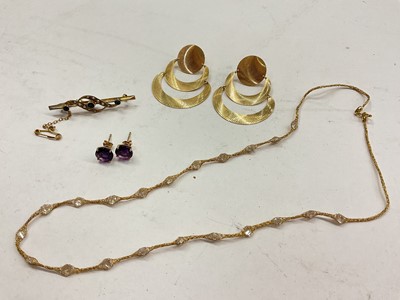 Lot 1056 - Pair of 9ct gold drop earrings, 9ct gold purple stone stud earrings, 9ct gold gem set mesh chain and 9ct gold seed pearl and gem set brooch