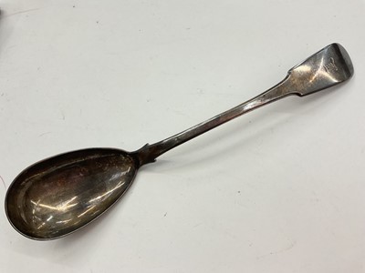 Lot 1062 - Georgian silver serving spoon (London 1820)