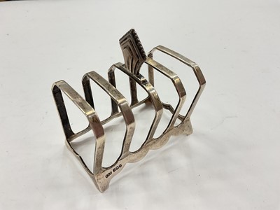 Lot 1065 - Art Deco silver toast rack, maker Henry Clifford Davis (Birmingham 1948)