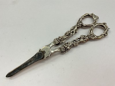Lot 1067 - Pair of silver grape scissors with grape vine handles