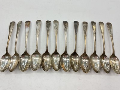 Lot 1135 - Set of twelve silver teaspoons (Sheffield 1966)