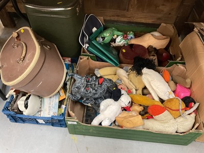 Lot 553 - Group of sundry items to include a Fez, P&O cruises bag, fur stole, cricket ball, books toys etc