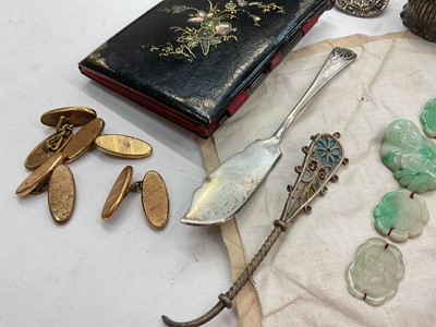 Lot 1118 - Silver fob chain, three silver fobs, silver napkin ring, Chinese jade/ green hard stone carvings, Victorian aide memoire, cufflinks and other items