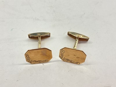 Lot 1150 - Pair of 9ct gold cufflinks