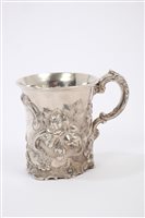 Lot 480 - Victorian Silverer mug of cylindrical form,...