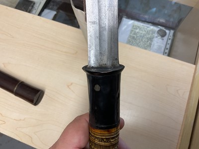Lot 104 - Good quality 18th century Burmese Dha sword