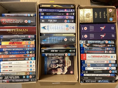 Lot 559 - Blu-Ray Box Sets Science Fiction including Star Wars, Star Trek, Battlestar Galactica, Red Dwarf, plus others House of Cards, Lord of the Rings, Superman & Spiderman (5 boxes)