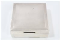 Lot 518 - Contemporary Silverer cigarette box of square...