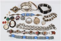 Lot 608 - Group of antique and vintage Jewellerylery and...