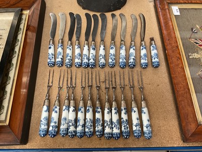 Lot 851 - Rare mid-18th century shagreen bowfront knife box housing a set of porcelain handled cutlery
