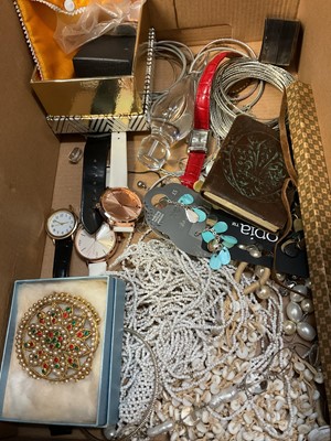 Lot 105 - Jewellery box containing a silver and blue enamel buckle, paste set brooches, white metal figural panel necklace, various gilt metal charms