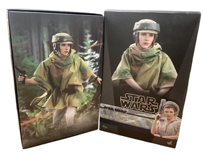 Lot 198 - Star Wars Hot Toys 1/6th Scale action figure 'Star Wars Return of The Jedi' Princess Leia, boxed, MMS549.