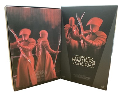 Lot 214 - Star Wars Hot Toys 1/6th Scale action figure 'The Last Of The Jedi' Praetorian Guard with double blade, boxed, MMS454.