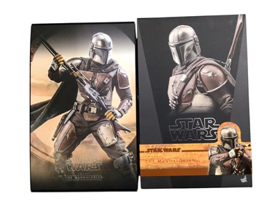 Lot 245 - Star Wars Hot Toys 1/6th Scale action figure 'The Mandalorian' The Mandalorian, boxed, TMS007.