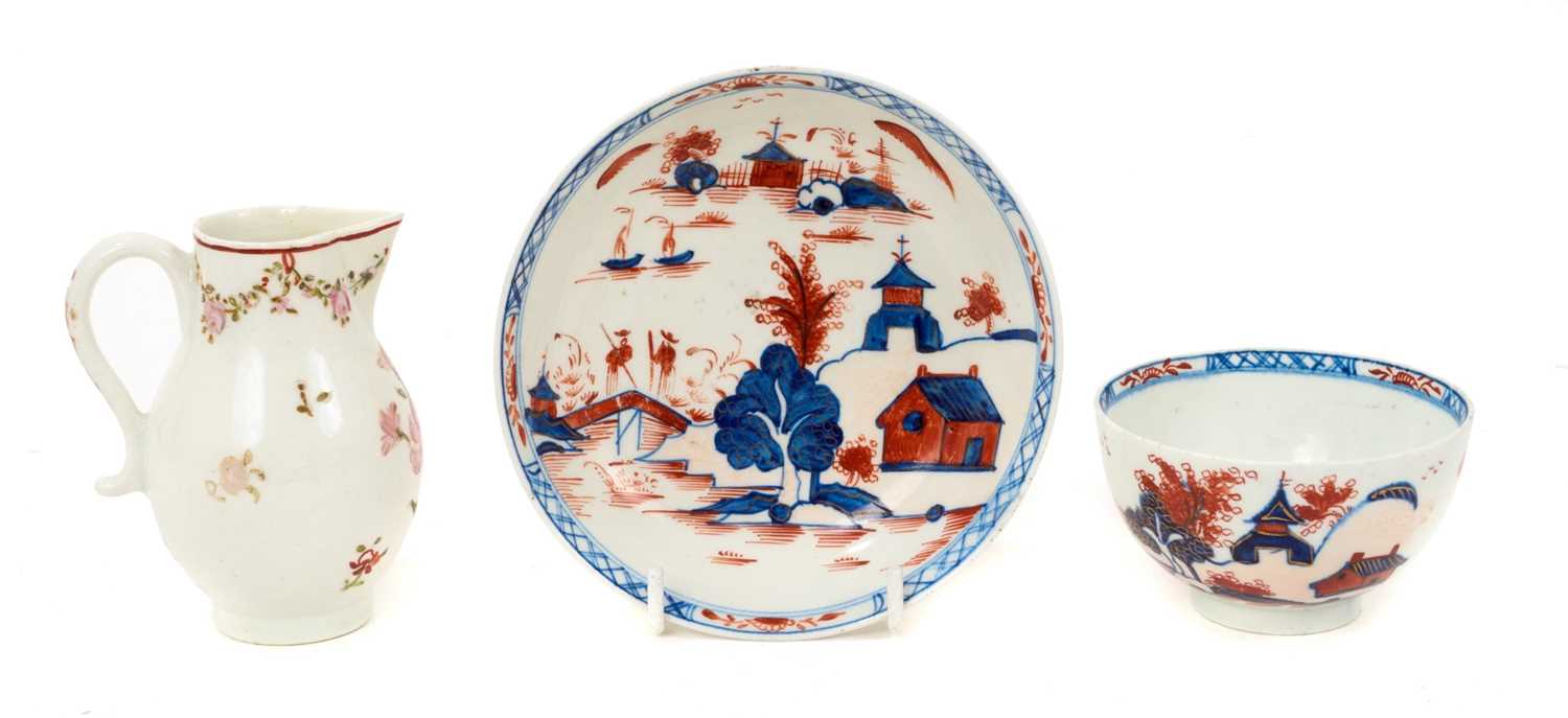 Lot 17 - Three pieces of Lowestoft porcelain