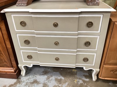Lot 1322 - Pair of antique-style painted chests, with shaped tops above three long drawers with brass ring handles, on shaped cabriole legs, 99cm wide