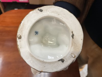 Lot 751 - 19th century porcelain cockatoo by Voight Brothers of Sitzendorf