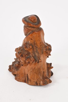 Lot 789 - Chinese carved burr wood scholars object, 5cm in overall height.