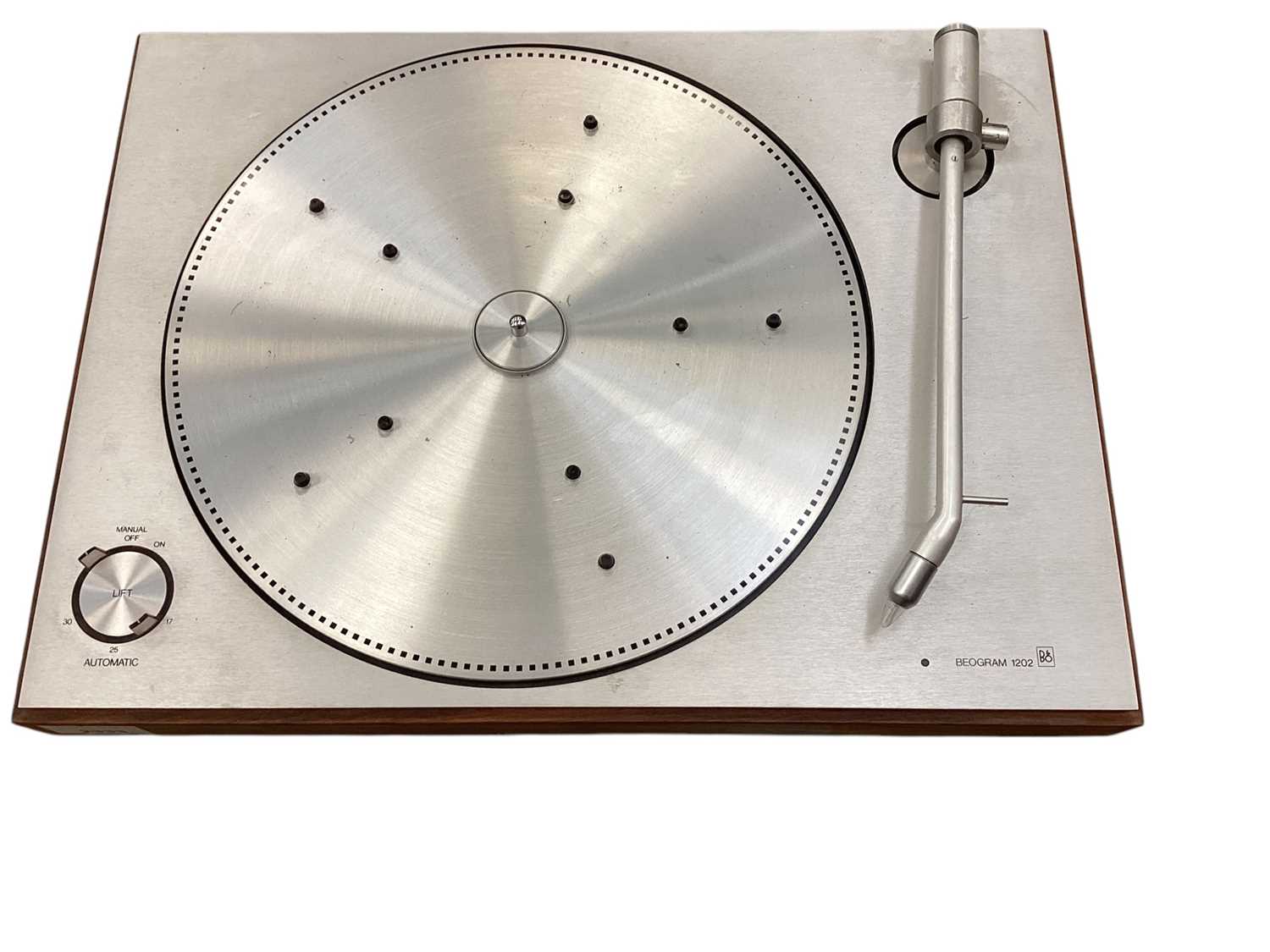 Lot 2333 - Bang & Olufsen Beogram 1202 record deck and a Bang & Olufsen Beolab 2000 link room speaker