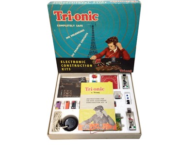 Lot 1961 - Tri-ang Tri-onic Electronic Construction Kits A (x3), A/B, S2 and Philips EE8 Electronic Engineer Kit (2) (not all complete) (1 box)