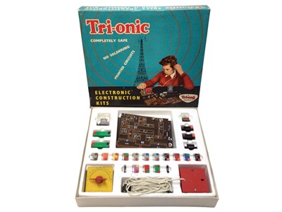 Lot 1961 - Tri-ang Tri-onic Electronic Construction Kits A (x3), A/B, S2 and Philips EE8 Electronic Engineer Kit (2) (not all complete) (1 box)