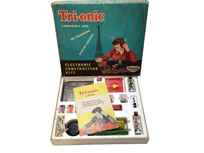 Lot 1961 - Tri-ang Tri-onic Electronic Construction Kits A (x3), A/B, S2 and Philips EE8 Electronic Engineer Kit (2) (not all complete) (1 box)