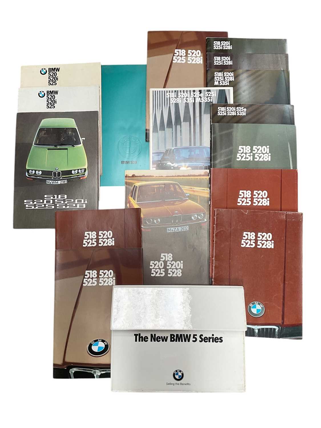 Lot 30 - Collection 1970's and 80's BMW sales brochures (17).