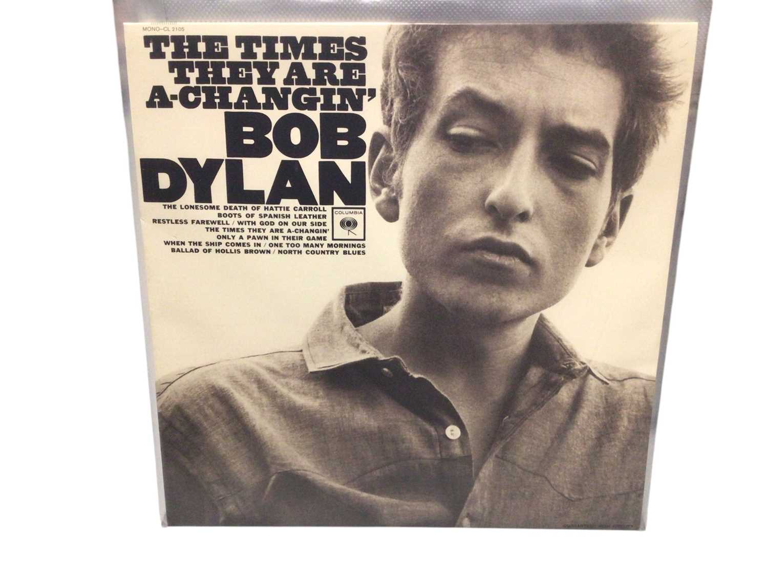 Lot 2279 - Bob Dylan modern pressings together with Johnny Cash (9)