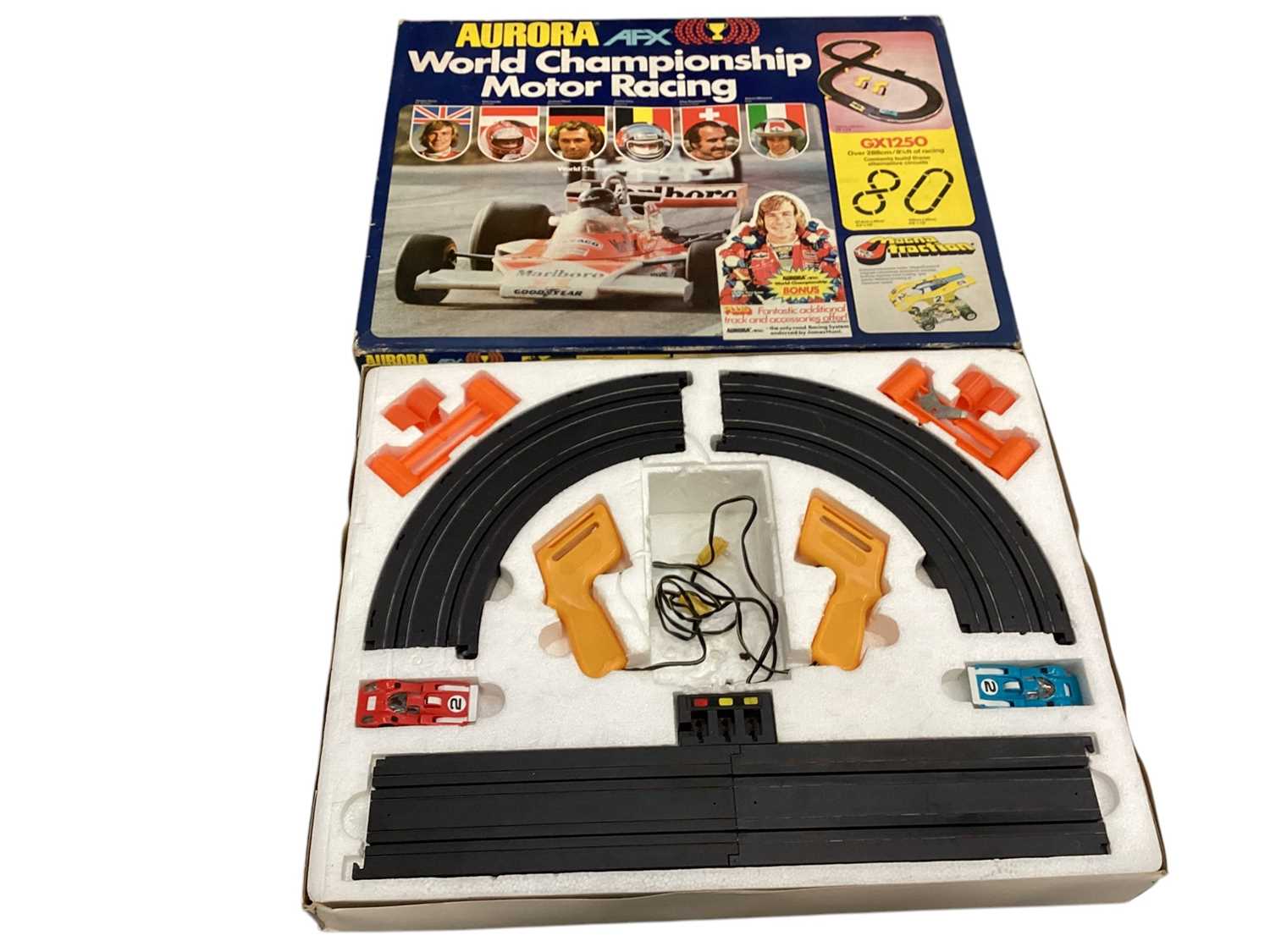 Lot 2006 - Vintage (c1970's) Aurora AFX GX1250 World Championship Motor Racing set, boxed (1)